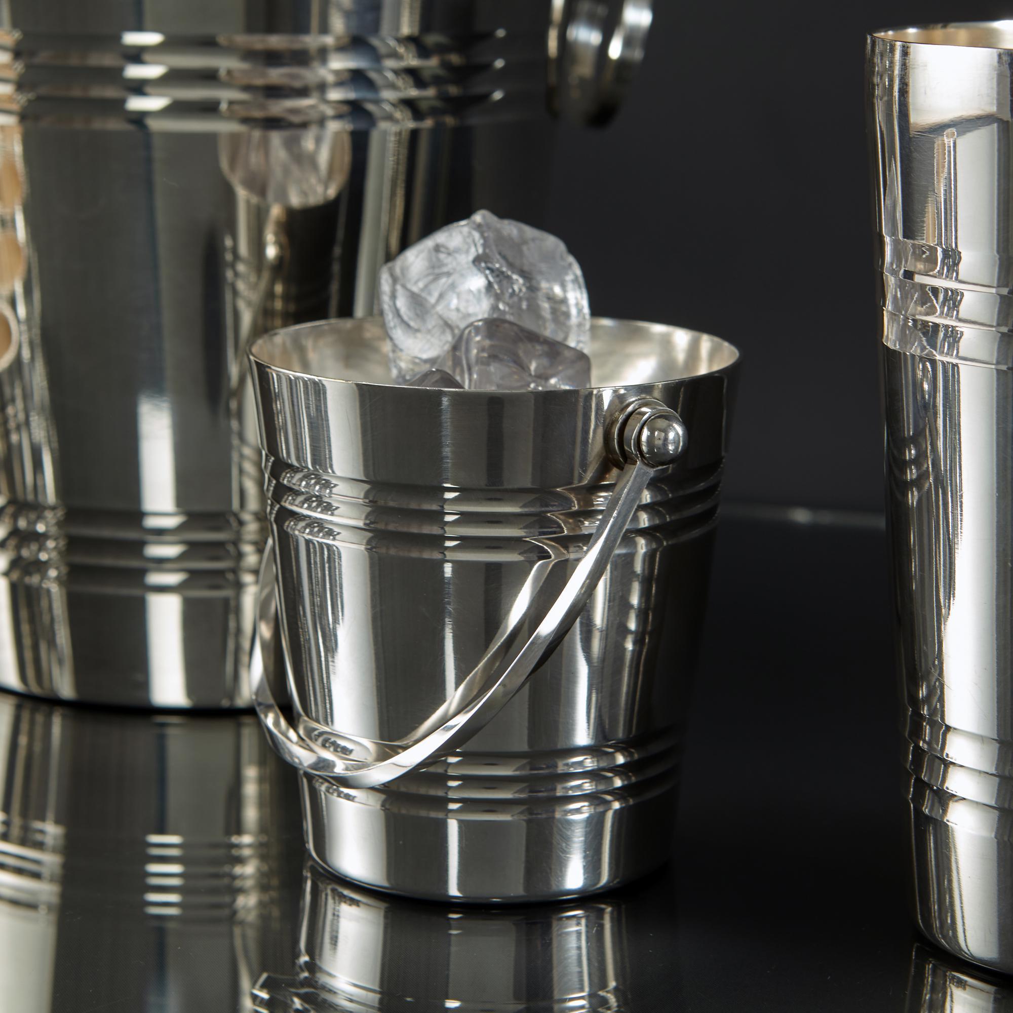 Eight piece silver-plated cocktail set In Good Condition In London, GB