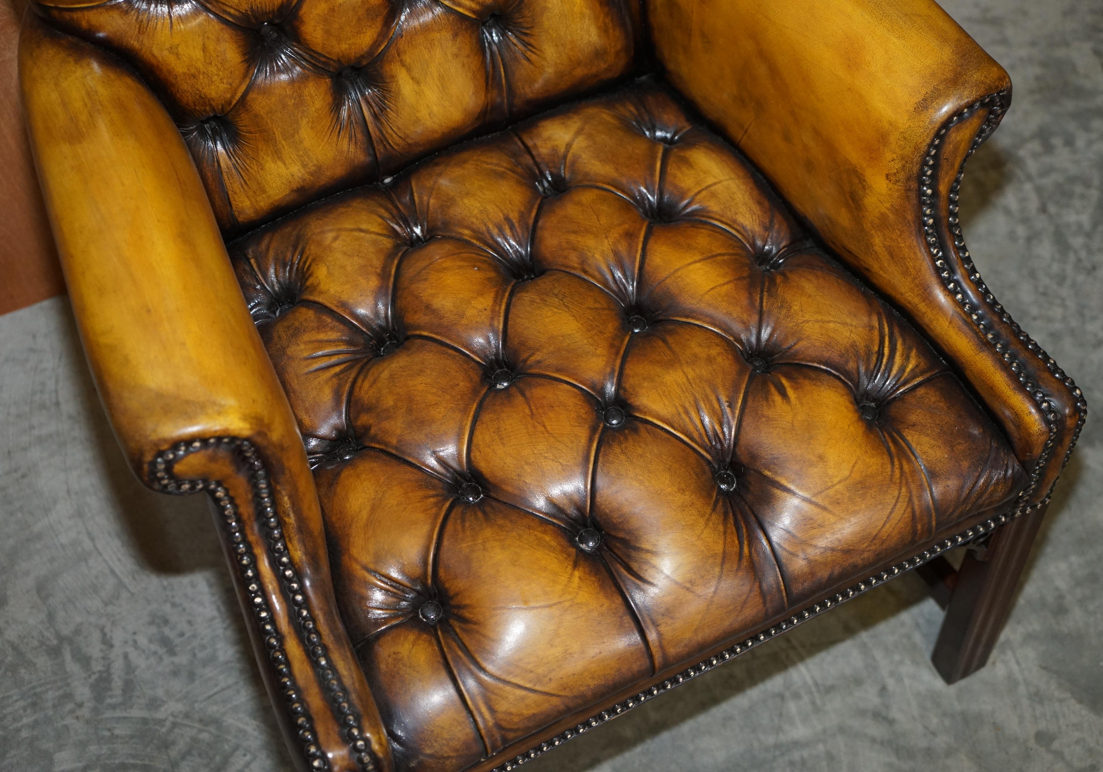 20th Century Eight Restored Brown Leather Thomas Chippendale Chesterfield Club Armchairs 8 For Sale