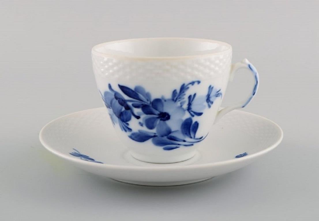 Eight Royal Copenhagen blue flower braided coffee cups with saucers. Mid 20th century. 
Model number 10/8261.
The cup measures: 8 x 6.8 cm.
Saucer diameter: 14.5 cm.
In excellent condition.
Stamped.
1st factory quality.