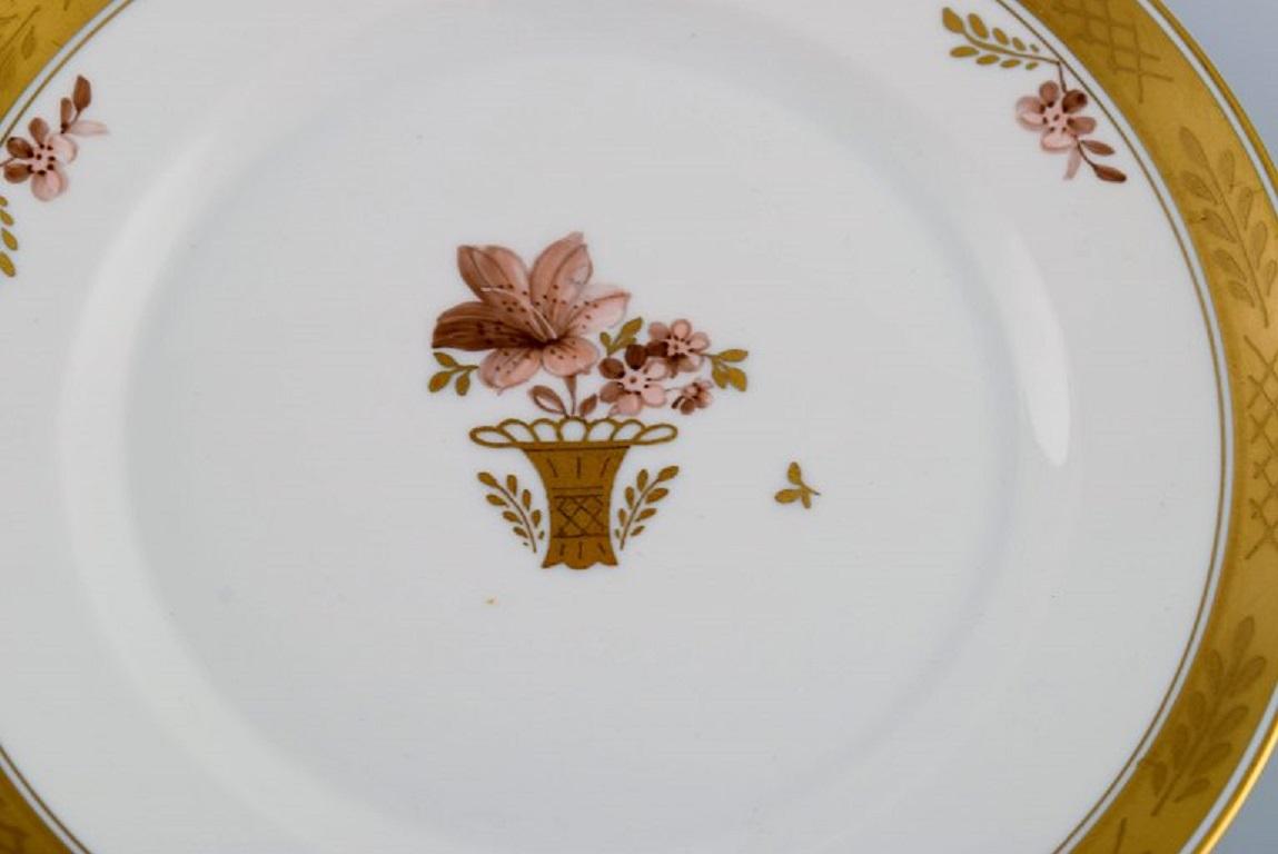 Danish Eight Royal Copenhagen Golden Basket Lunch Plates in Hand-Painted Porcelain For Sale