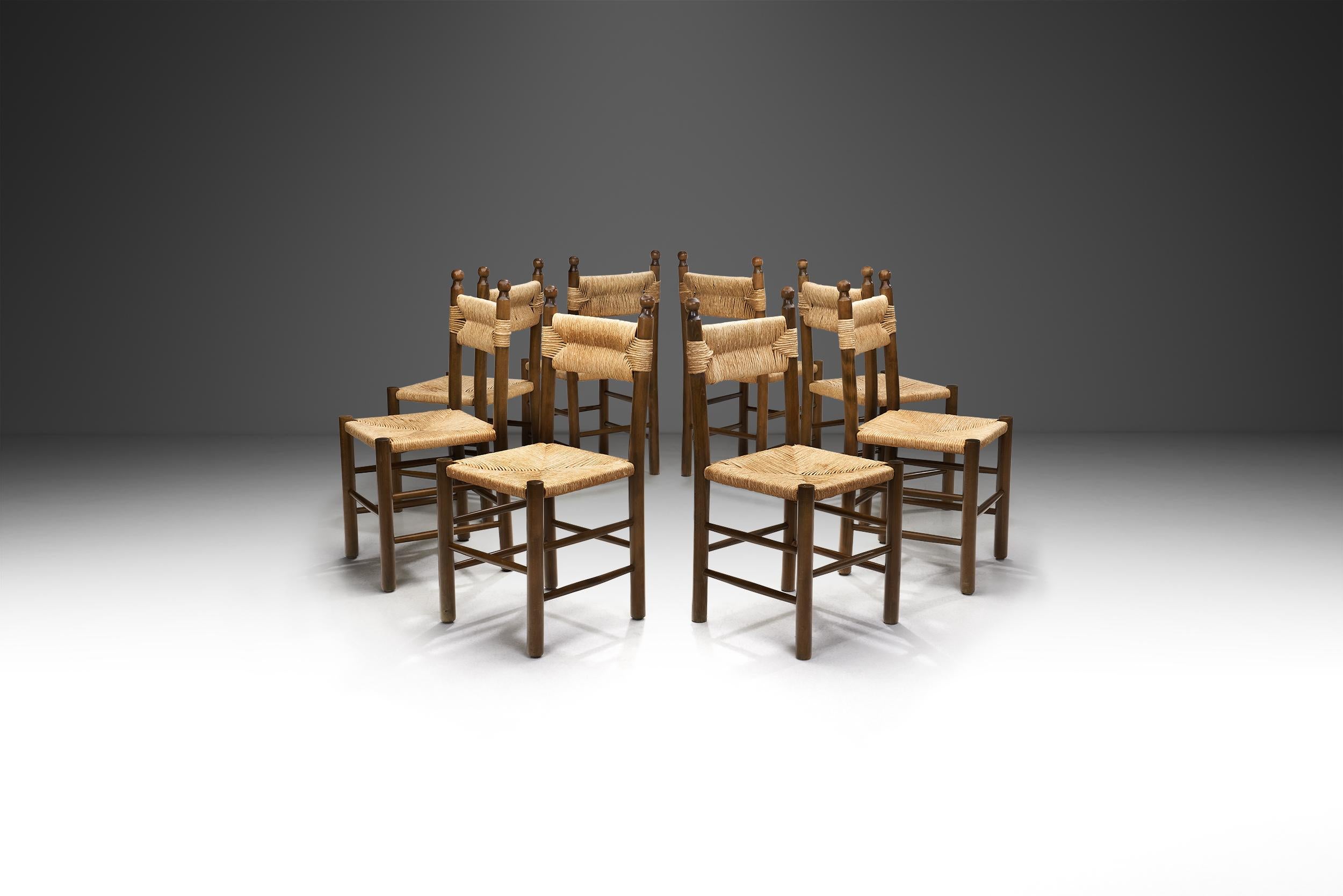 Mid-Century Modern Eight Solid Wood and Straw Dining Chairs, Europe ca 1950s For Sale