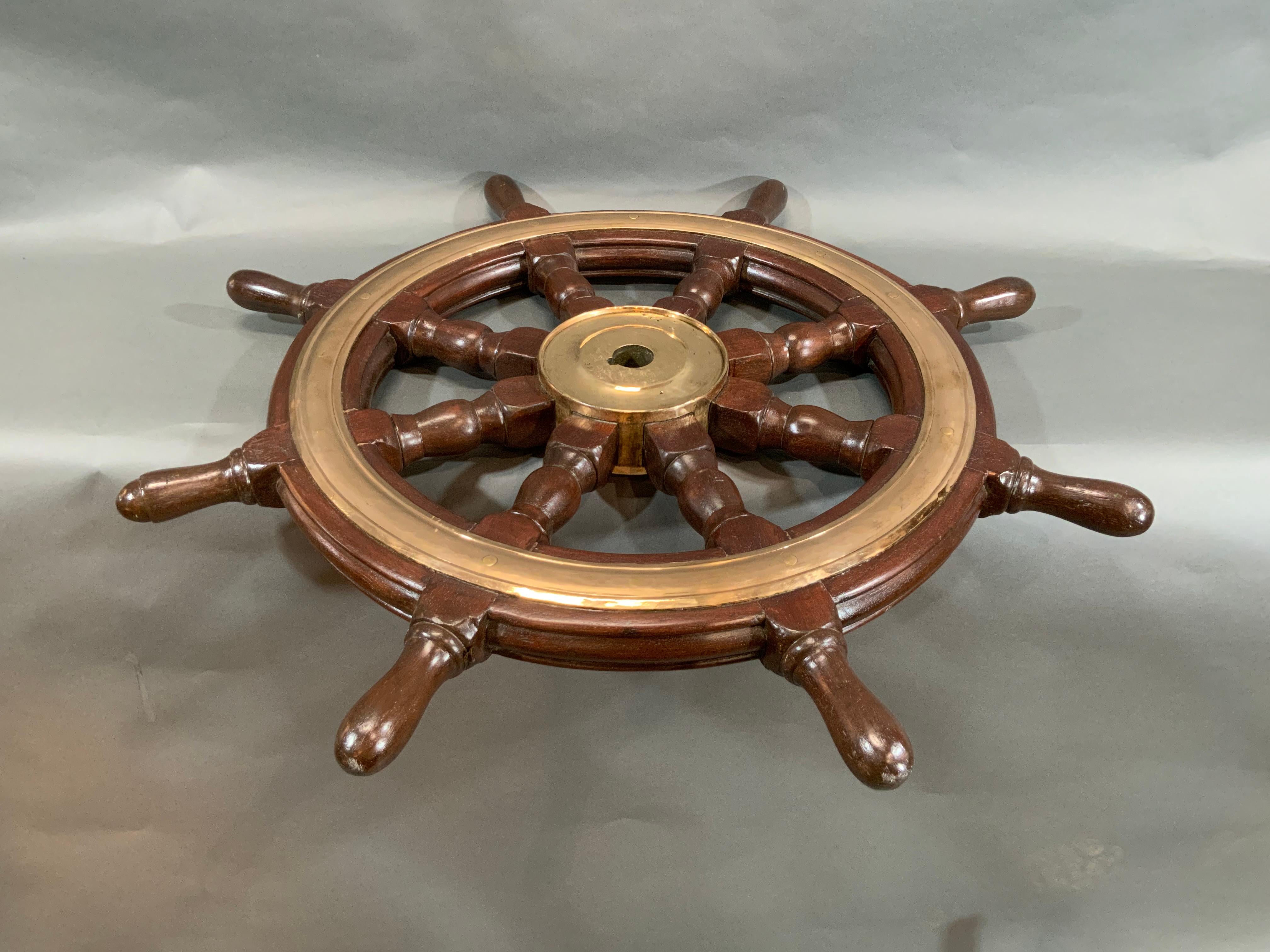 Eight Spoke Ships Wheel with Solid Brass For Sale 2
