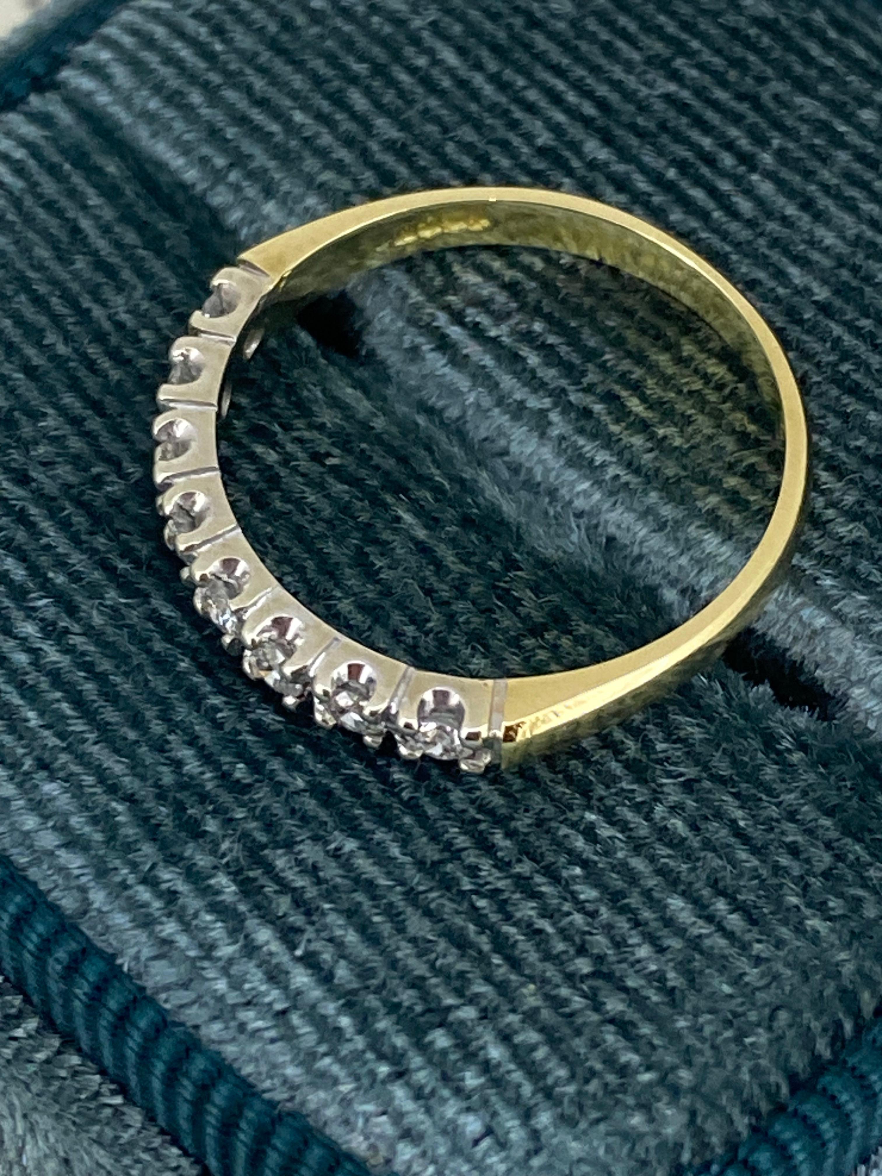 Bracelet demi-éternité à huit pierres en or blanc et jaune 18 carats Pour femmes en vente