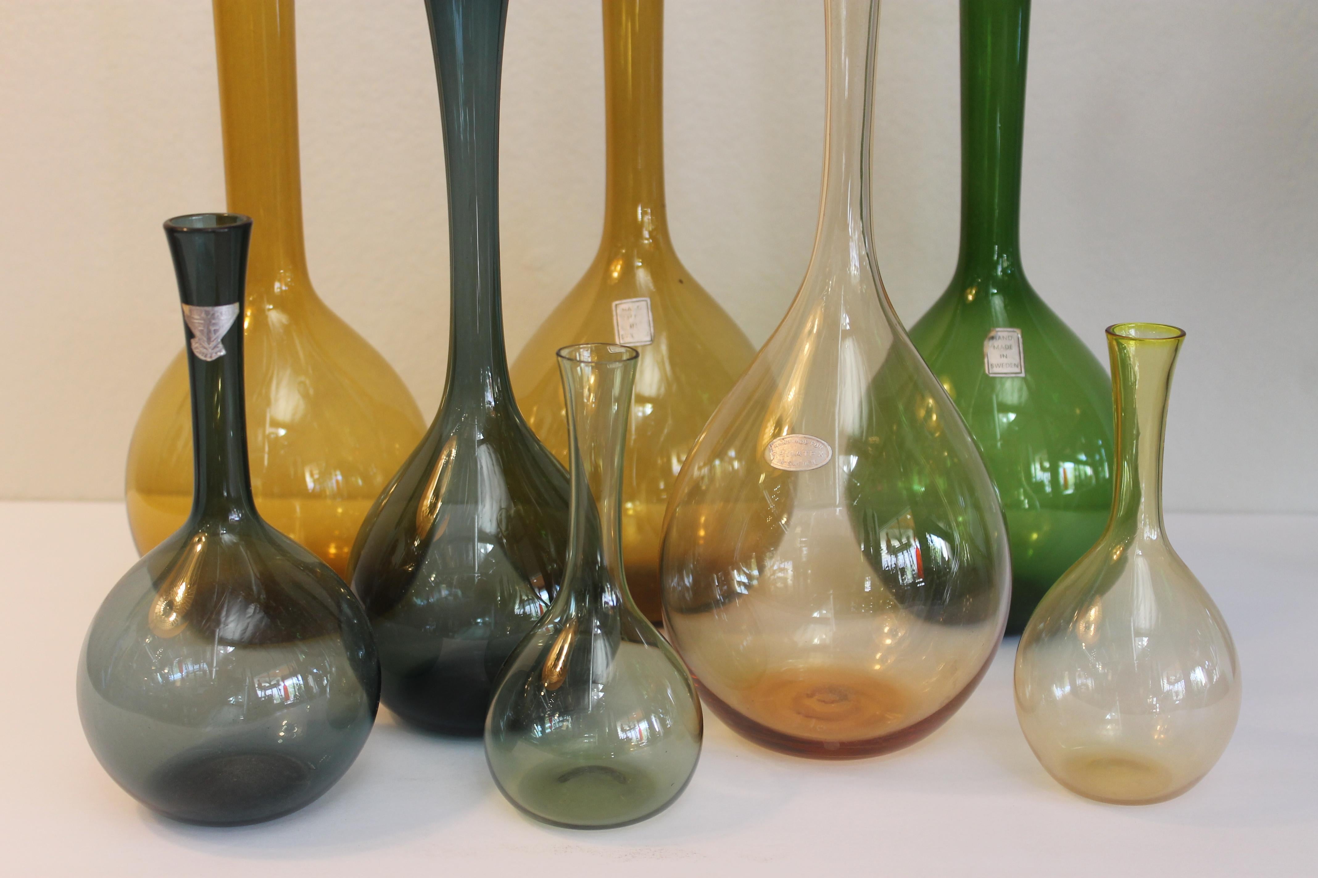 Mid-Century Modern Huit vases suédois conçus par Arthur Percy en vente