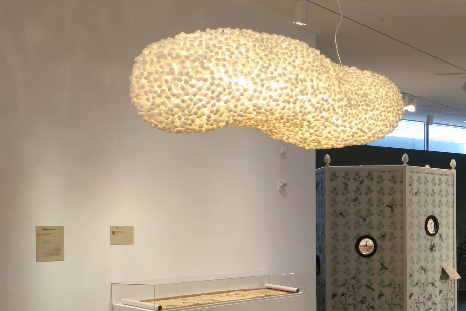 Organique Huit Thousand Miles of Home par Ango, première lampe artisanale présentée à MAD, NYC en vente