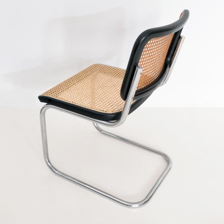 Mid-20th Century Eight Tubular Steel Cantilever Chairs by Marcel Breuer Manufactured by Thonet