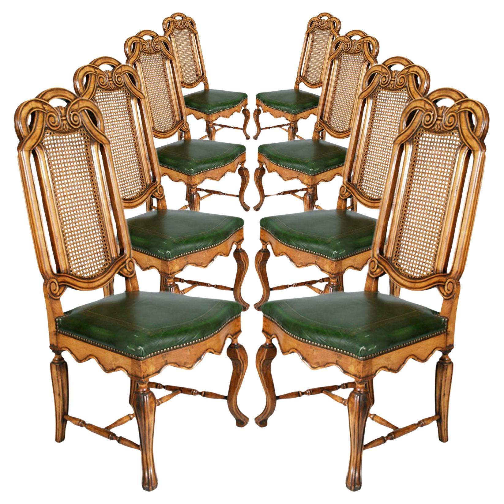 Acht venezianische Chippendale Palladian Stühle, in Nussbaum, Wiener Stroh, Leder 
