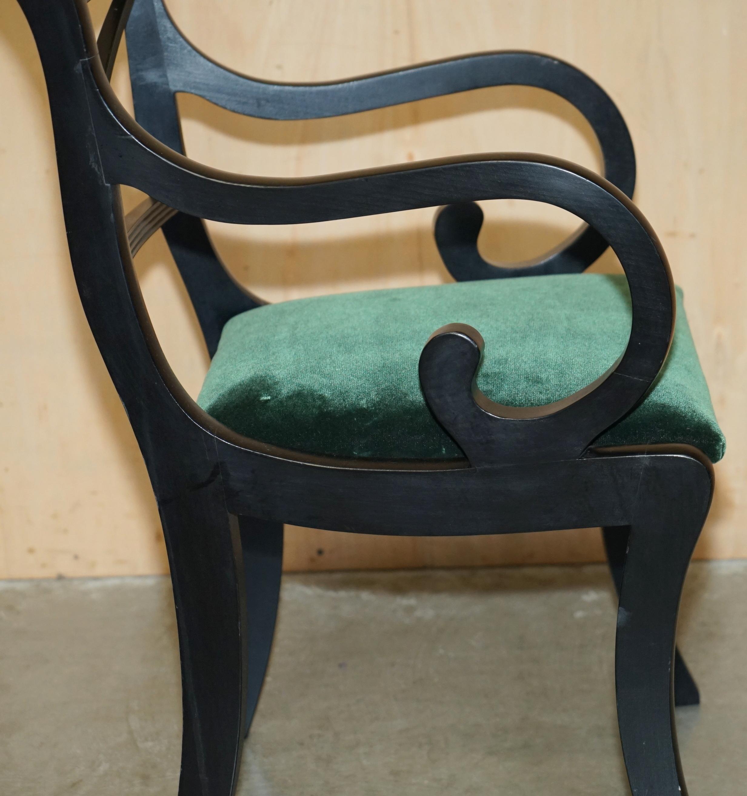 EIGHT VINTAGE ENGLISH REGENCY EBONISED SABRE LEG GREEN VELVET DiNING CHAIRS 8 For Sale 5