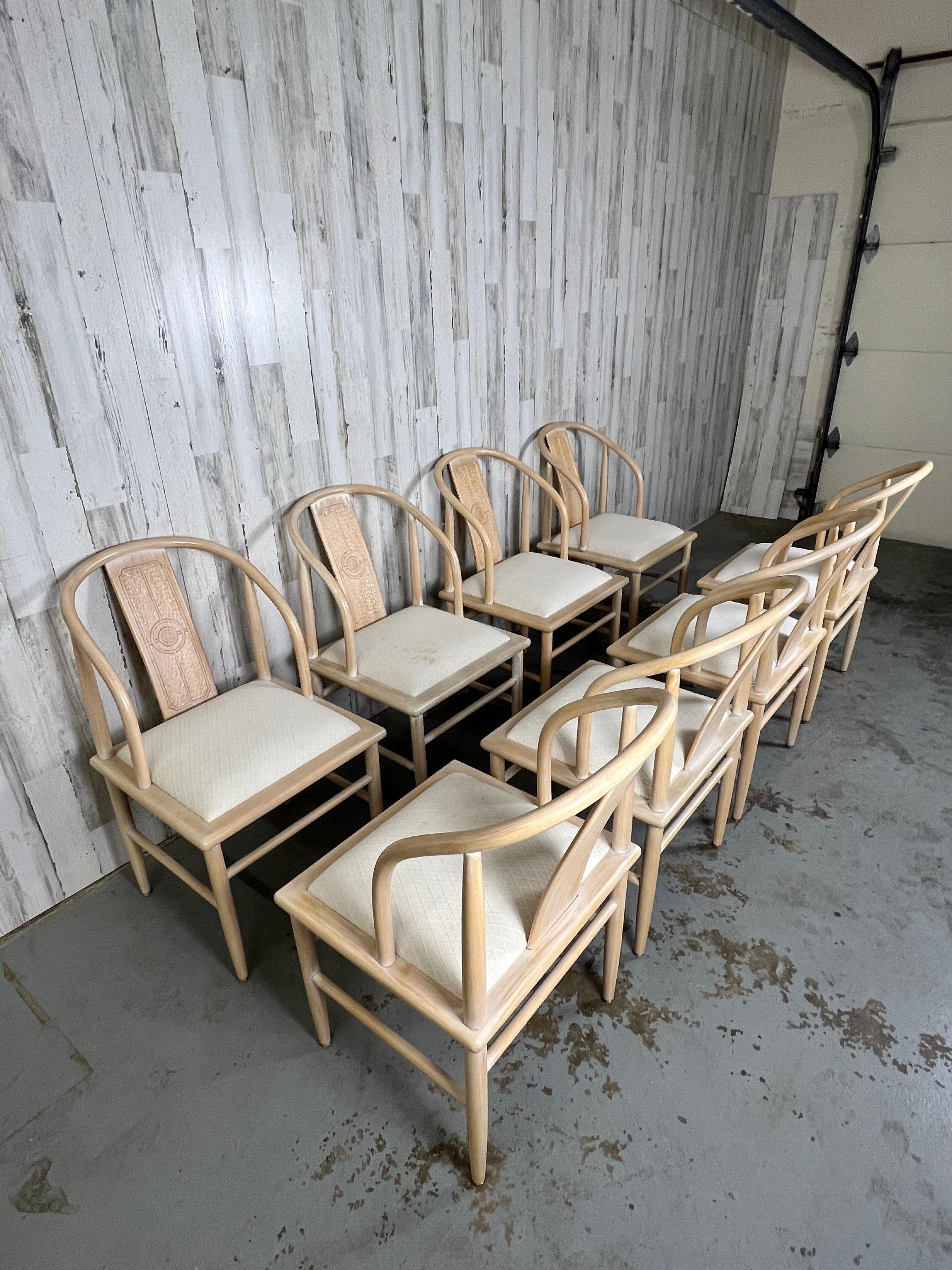 Eight Vintage Horseshoe Dining Chairs In Good Condition For Sale In Denton, TX
