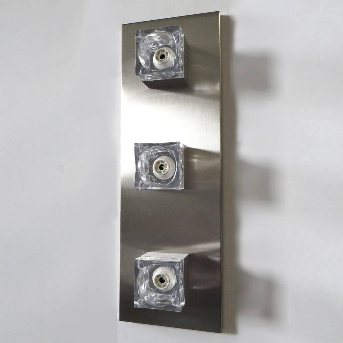 Four Vintage Italian Sconces with Glass Cubes on Nickel Frame by Sciolari 1960s In Good Condition For Sale In Los Angeles, CA