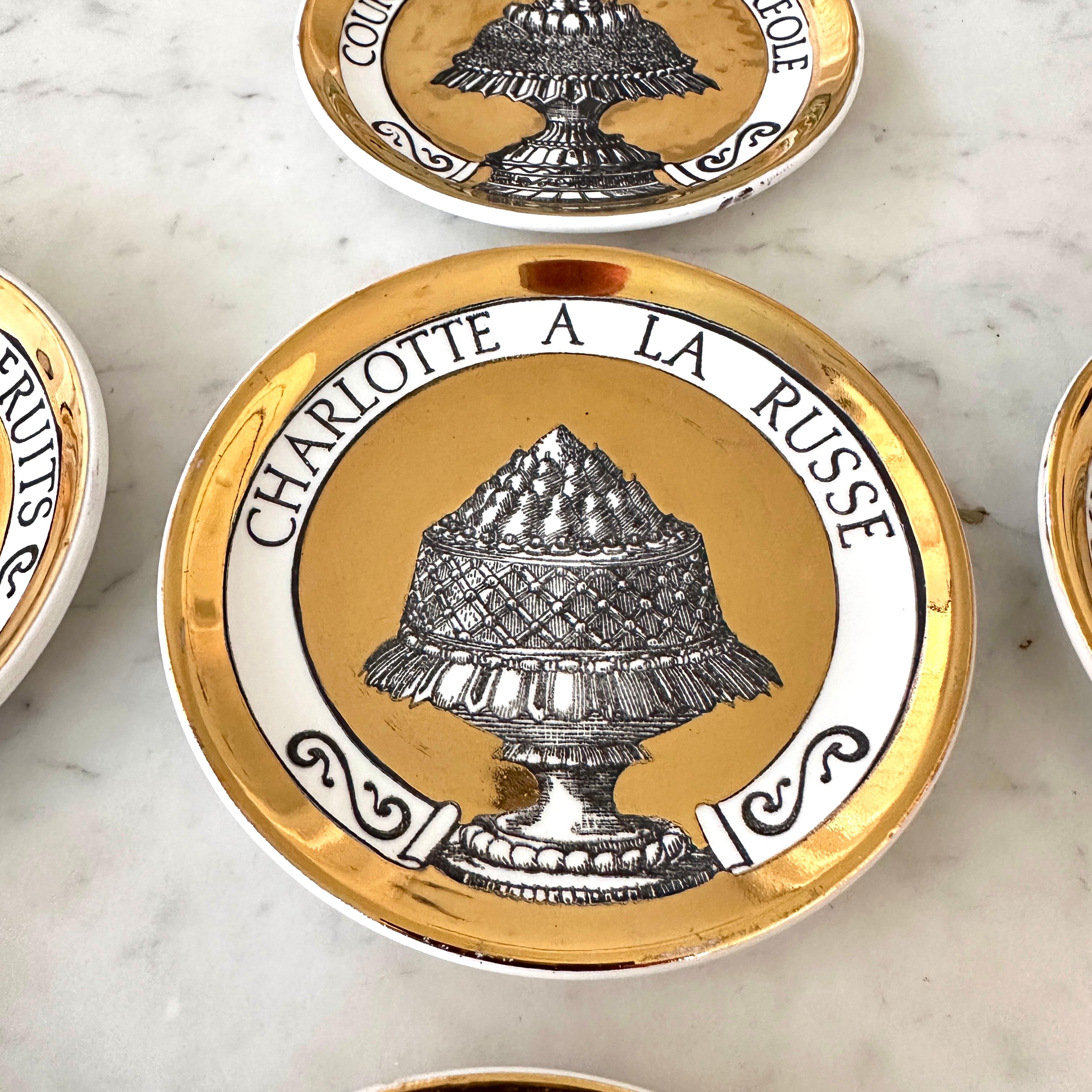 italien Huit sous-verres Vintage Piero Fornasetti, Appelé DINNER AT EIGHT French Foods en vente