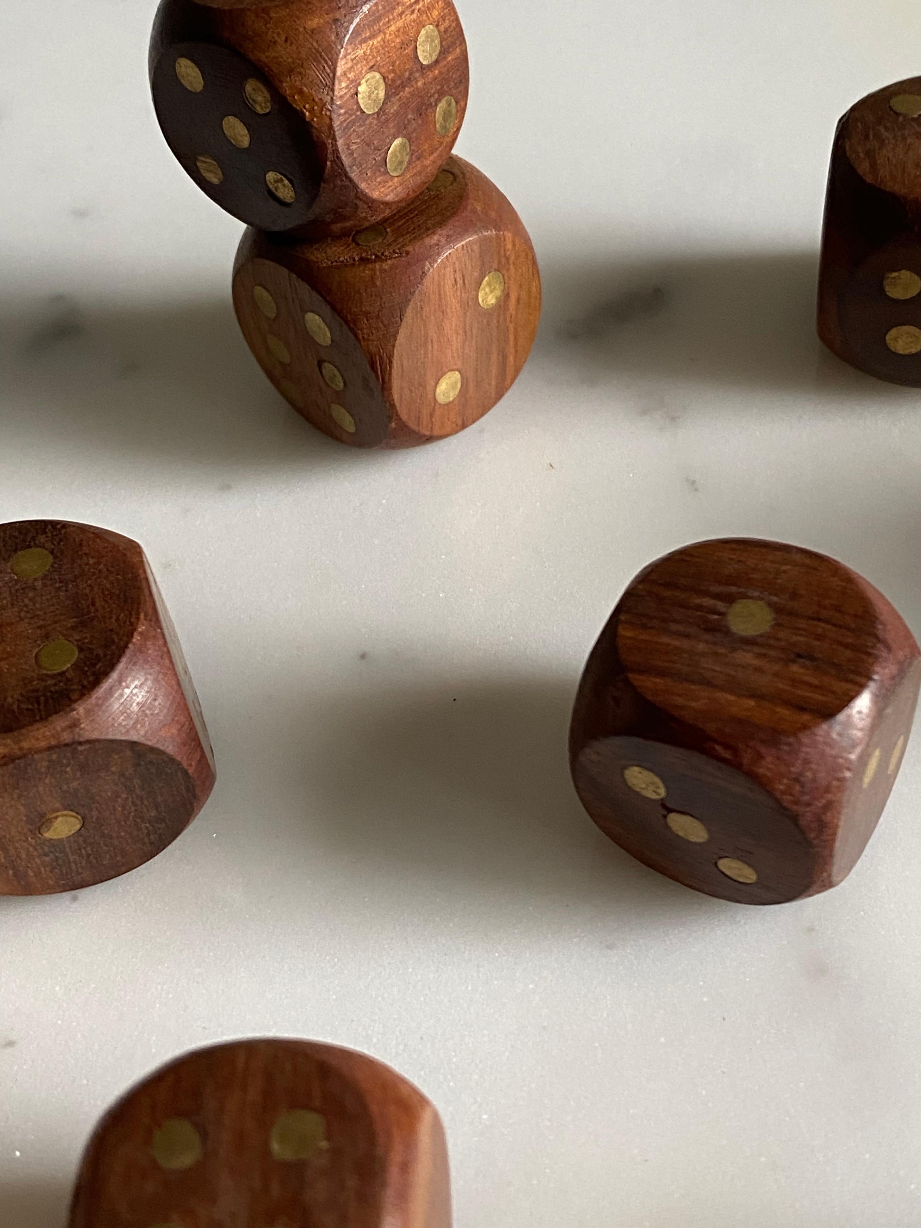 Eight Wood Dice Set with Case For Sale 7