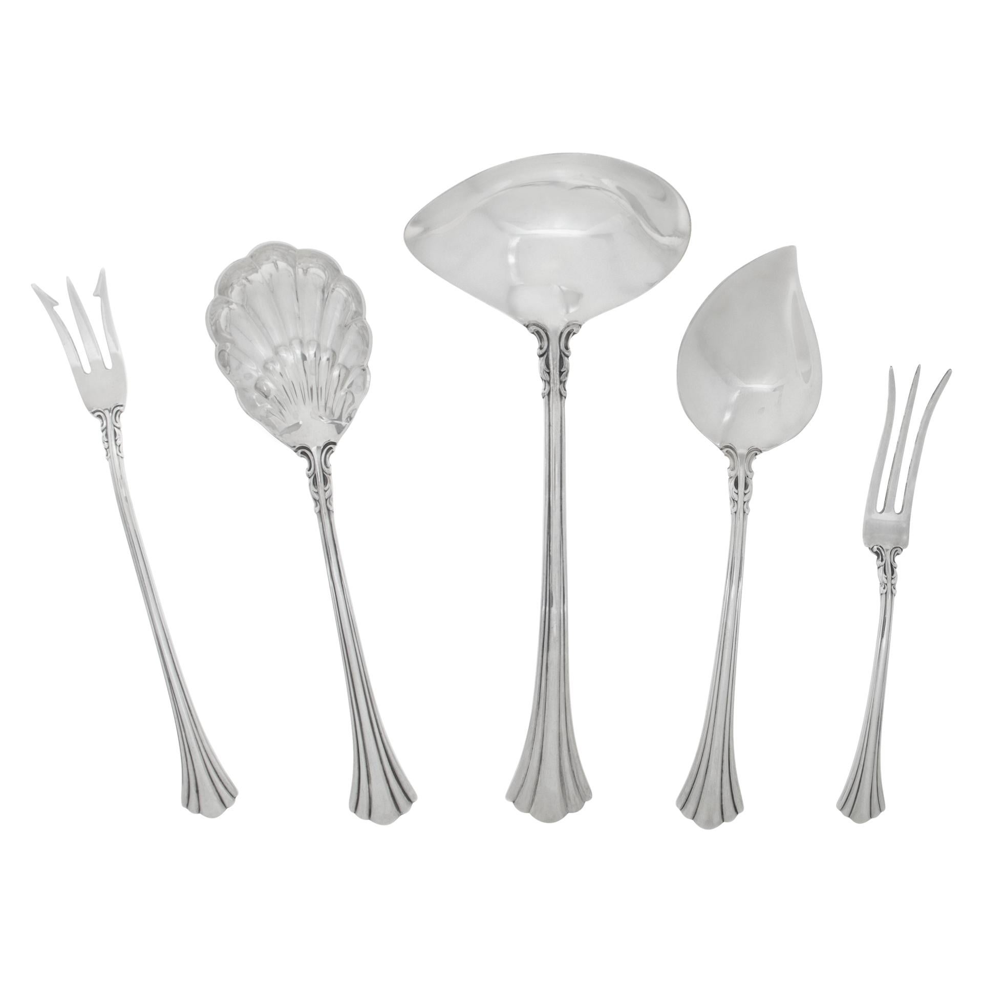EIGHTEEN CENTURY sterling flatware set patented in 1971 by Reed & Barton. 4 Place settings for 12 + 4 Place setting for 8 with 11 serving pieces. over 113 ounces troy of .925 sterling silver, (counting all pieces with stainless steel blades as 1.00