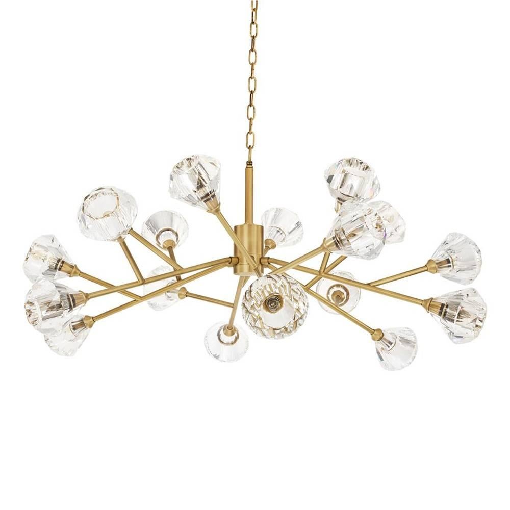 Chandelier eighteen-light with structure in antique brass
finish. With 18 crystal glass lights. With 18 lamp holder
type E14, max 40 watt. Measure: With adjustable chain 150cm.
Also available in nickel finish.