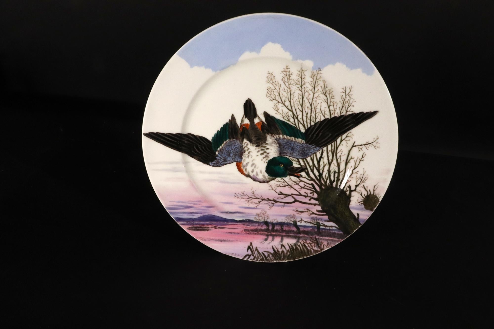 Eighteen English Porcelain Game Bird Plates, Designed by Edward Kennard In Good Condition In Downingtown, PA