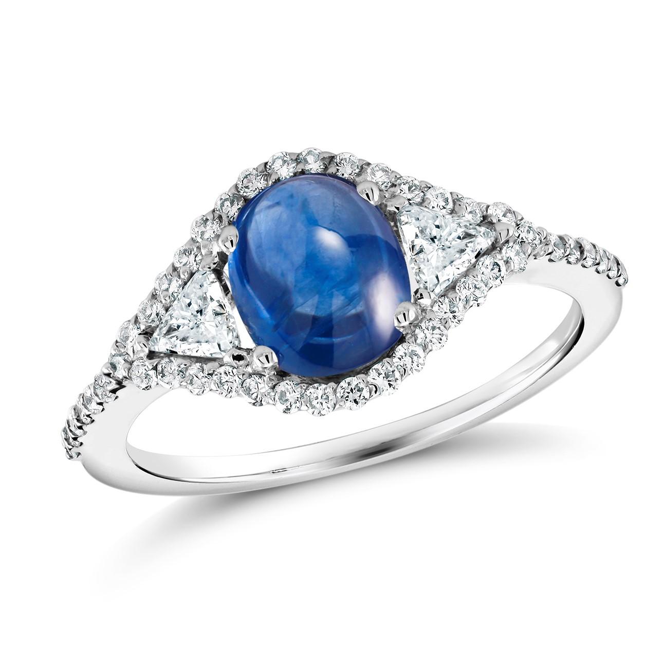 Eighteen Karat Cabochon Sapphire and Diamond Cocktail White Gold Ring In New Condition In New York, NY