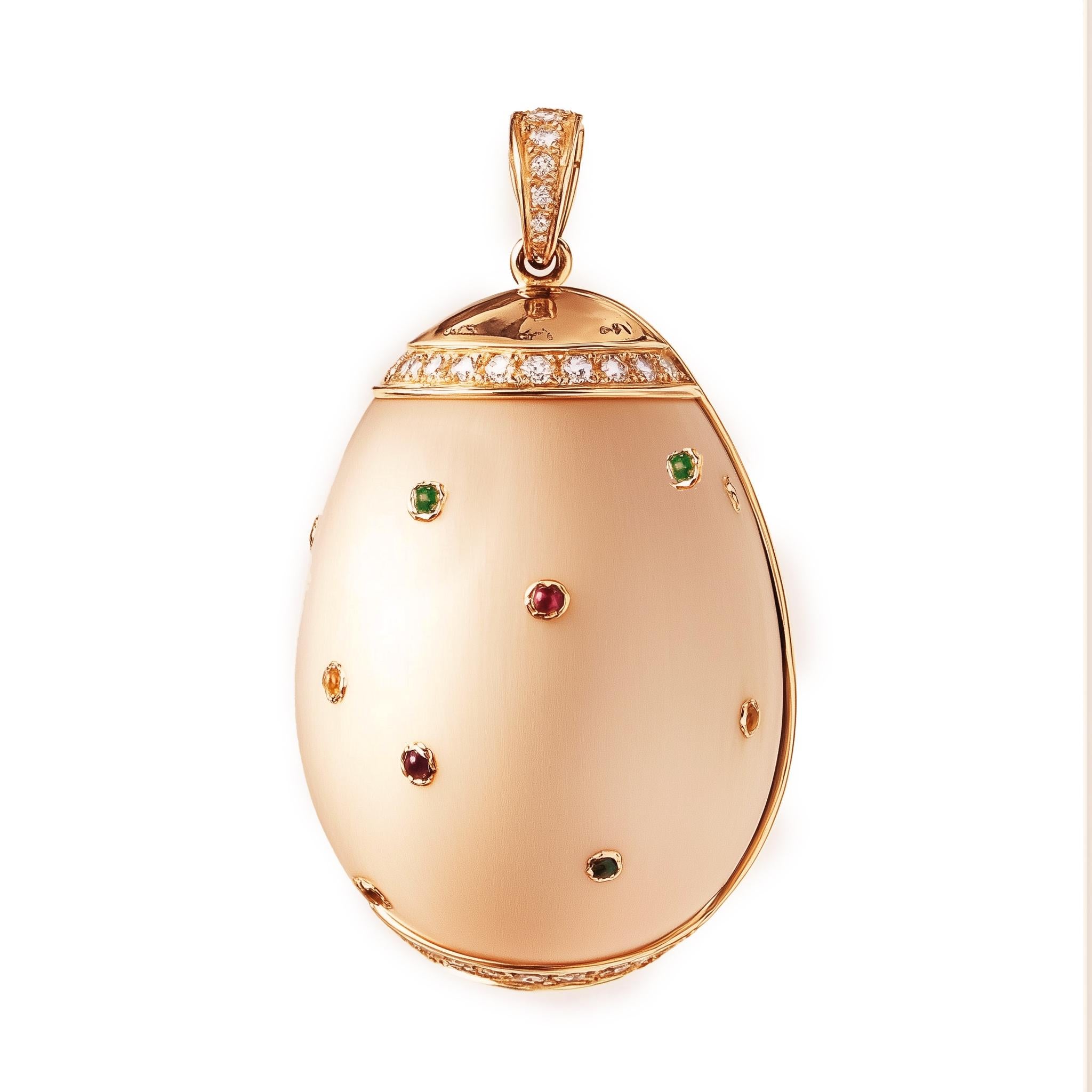 Pendentif de Pâques en or rose mat 18 carats avec saphirs et diamants Neuf - En vente à Berlin, DE