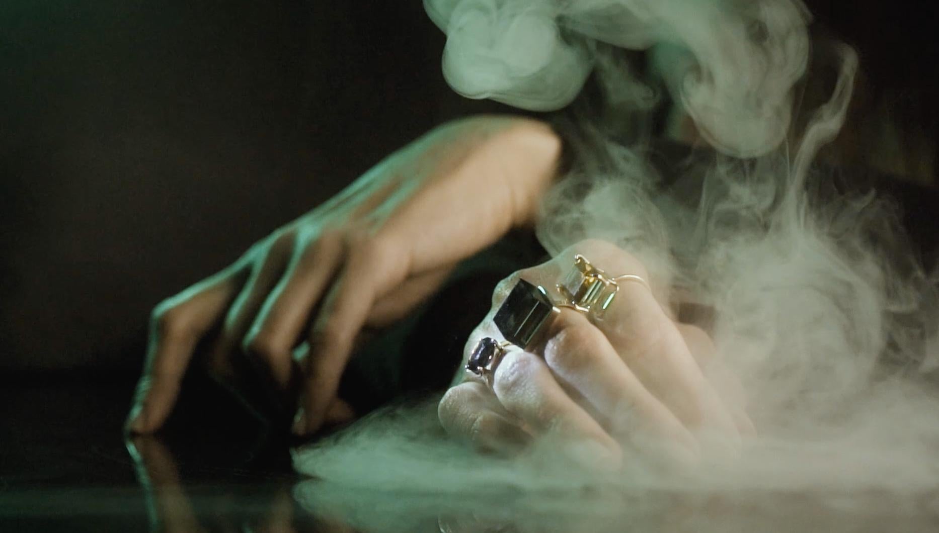 Zeitgenössischer Ring mit Amethysten aus achtzehn Karat Roségold in Lavendel im Angebot 9