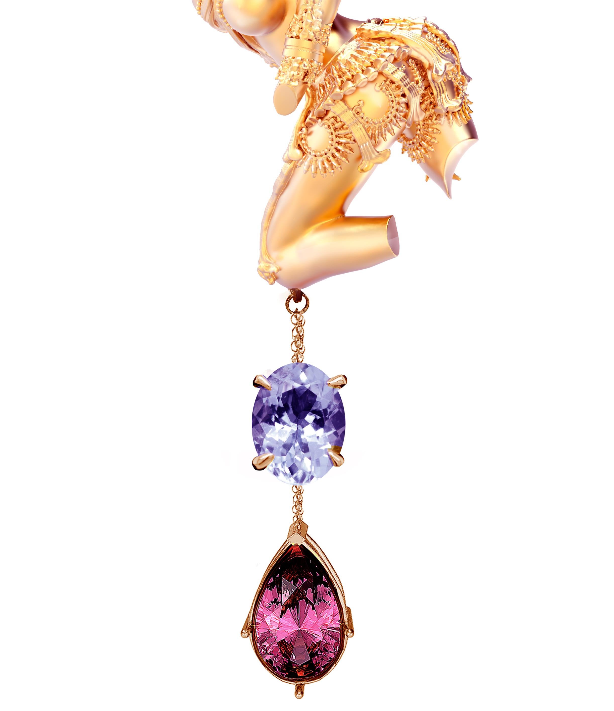 Eighteen Karat Rose Gold Sculpture Pendant Necklace with Oval Cut Tanzanite In New Condition For Sale In Berlin, DE