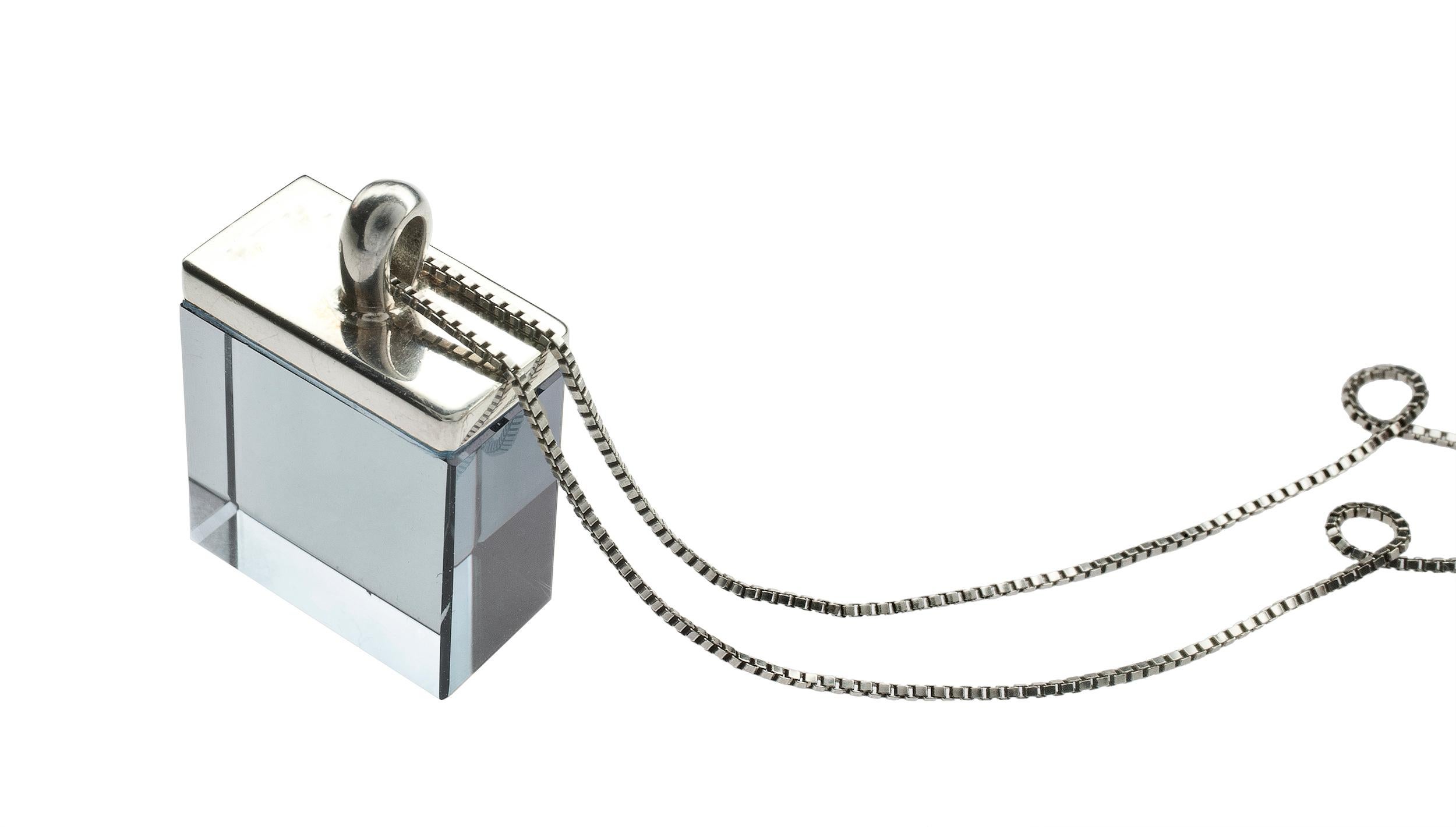 Mixed Cut Eighteen Karat White Gold Art Deco Style Pendant Necklace with Topaz For Sale