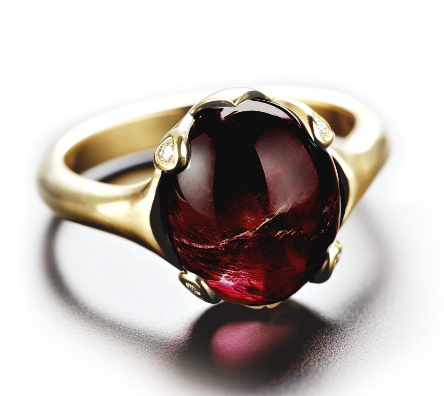 Women's or Men's Eighteen Karat White Gold Cabochon Contemporary Ring with Garnet and Diamonds For Sale