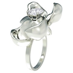 Eighteen Karat White Gold Engagement Ring with Sapphire