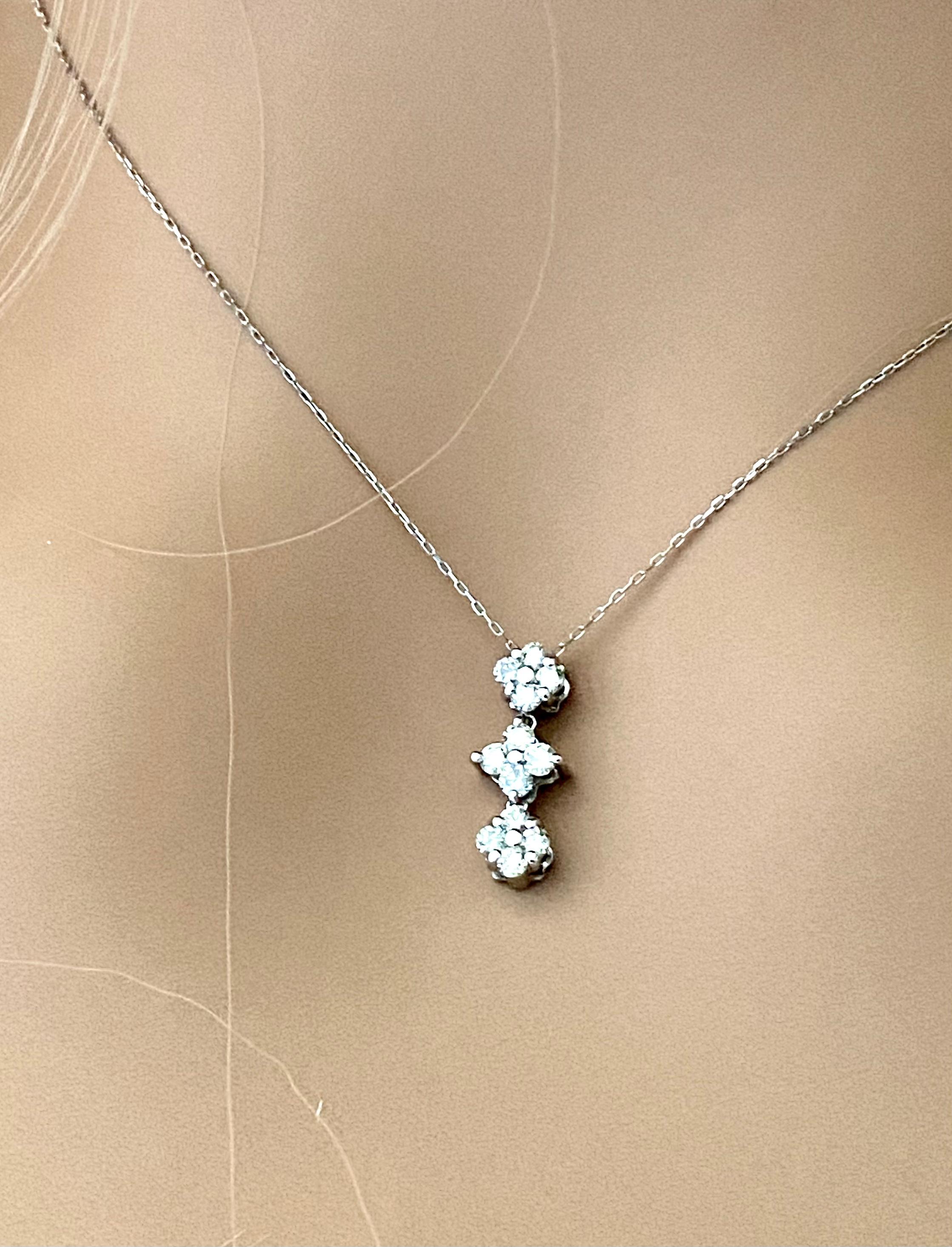 Collier en or blanc 18 carats avec pendentif en diamant linéaire de 0,30 carat de 16,63 pouces Unisexe en vente