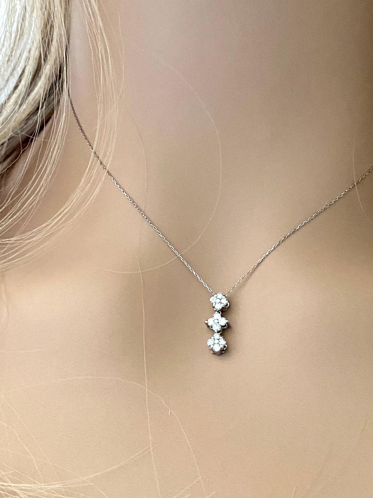 Eighteen Karat White Gold Linear Diamond Necklace Pendant For Sale 1