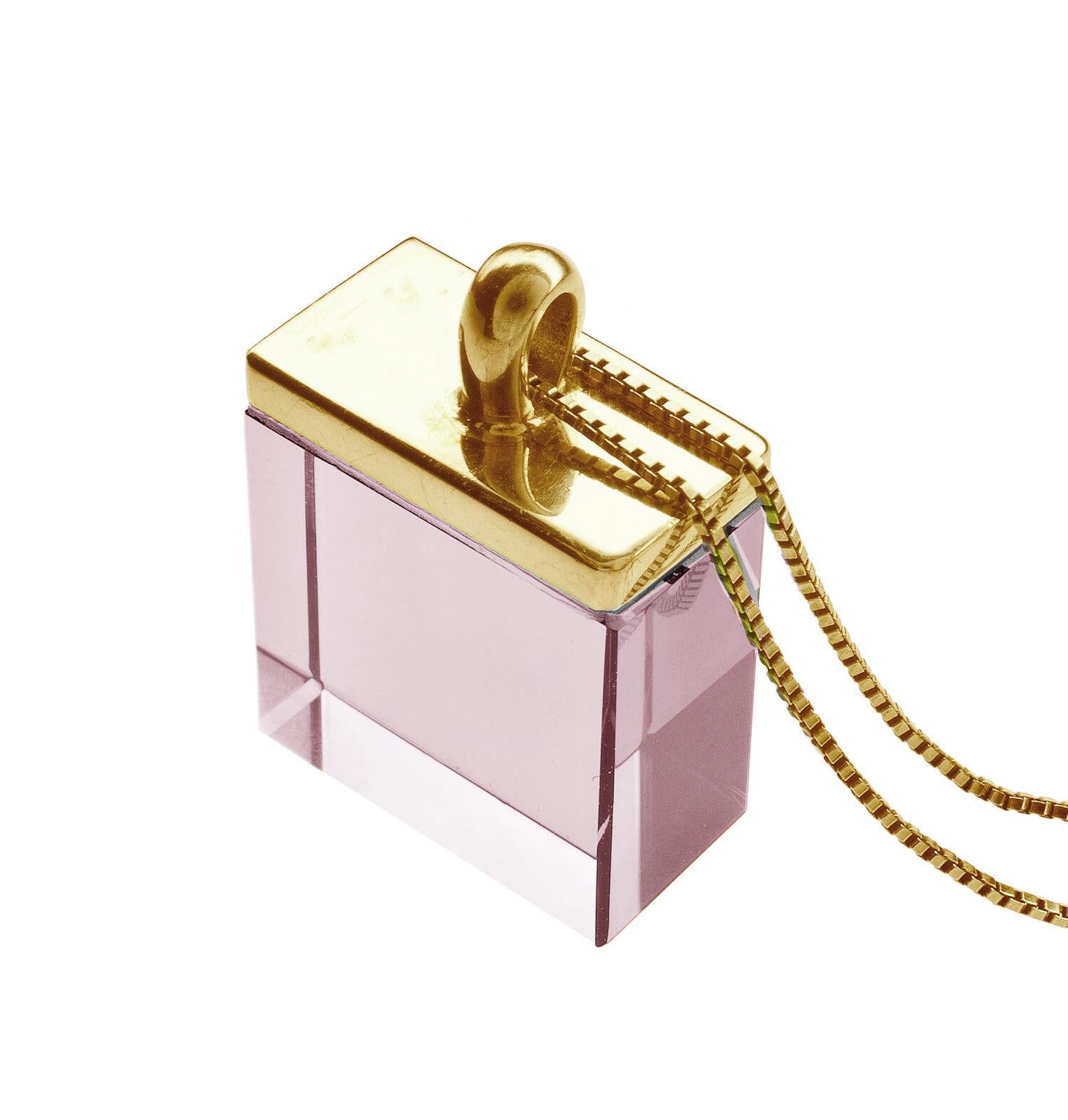 Eighteen Karat Yellow Gold Art Deco Style Pendant Necklace with Amethyst For Sale 3