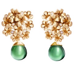 Boucles d'oreilles contemporaines Blossom en or jaune 18 carats avec diamants naturels
