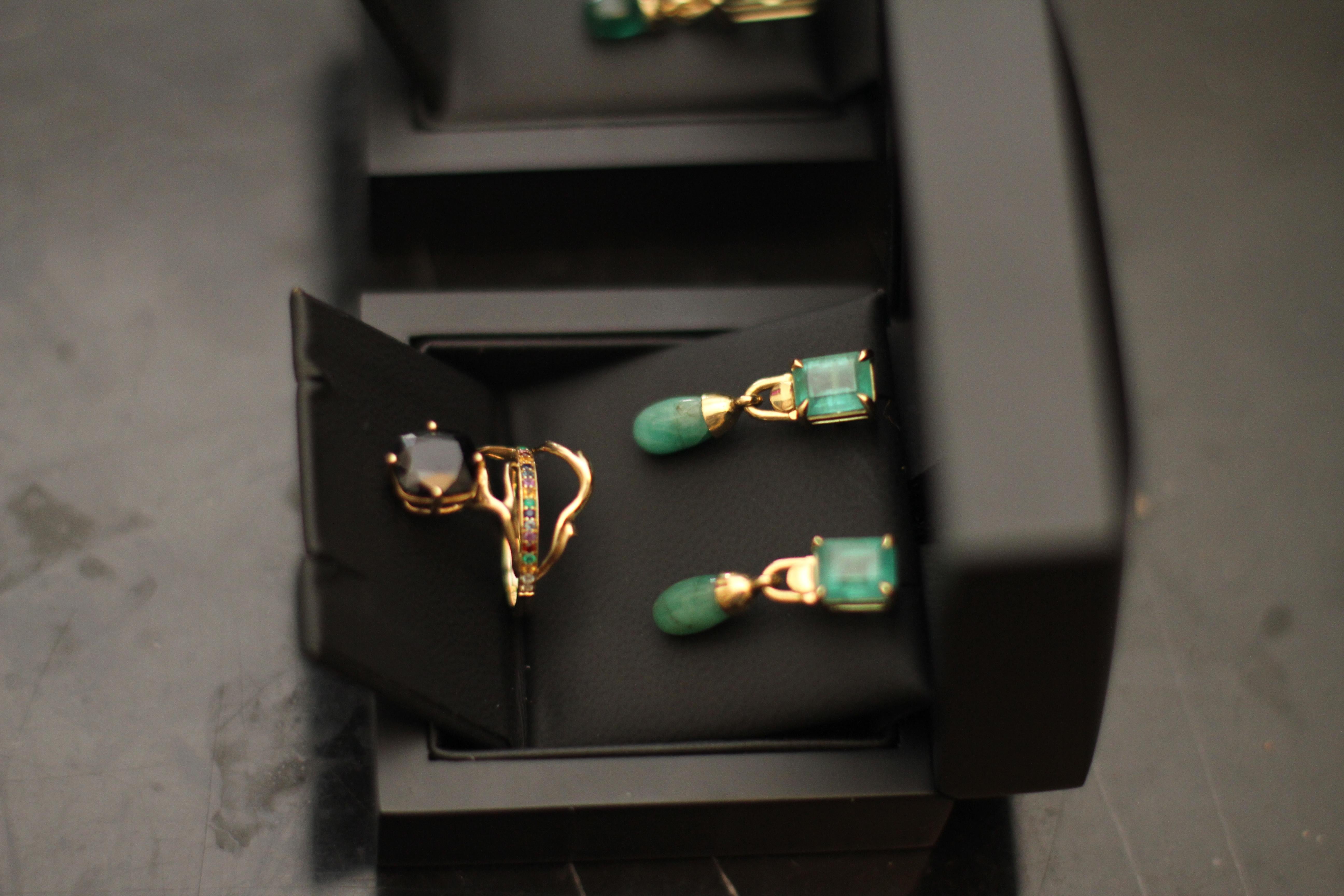 Women's or Men's Eighteen Karat Yellow Gold Contemporary Artisan Pendant Necklace with Emeralds For Sale