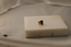 Eighteen Karat Yellow Gold Contemporary Elephant Sapphire Pendant Necklace