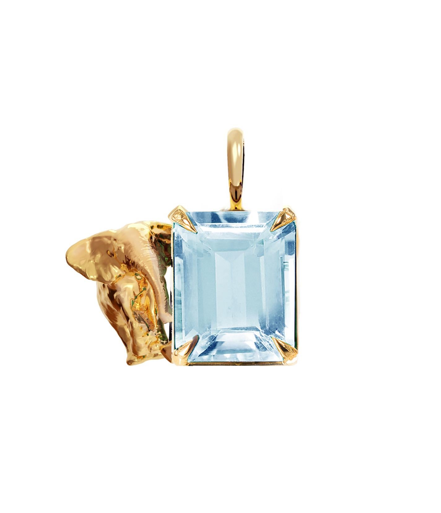 Octagon Cut Eighteen Karat Yellow Gold Contemporary Elephant Topaz Pendant Necklace For Sale
