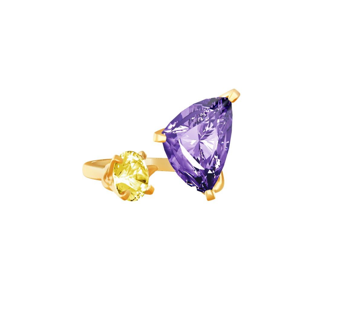 Eighteen Karat Yellow Gold Contemporary Fashion Ring with Amethyst and Citrine In New Condition For Sale In Berlin, DE