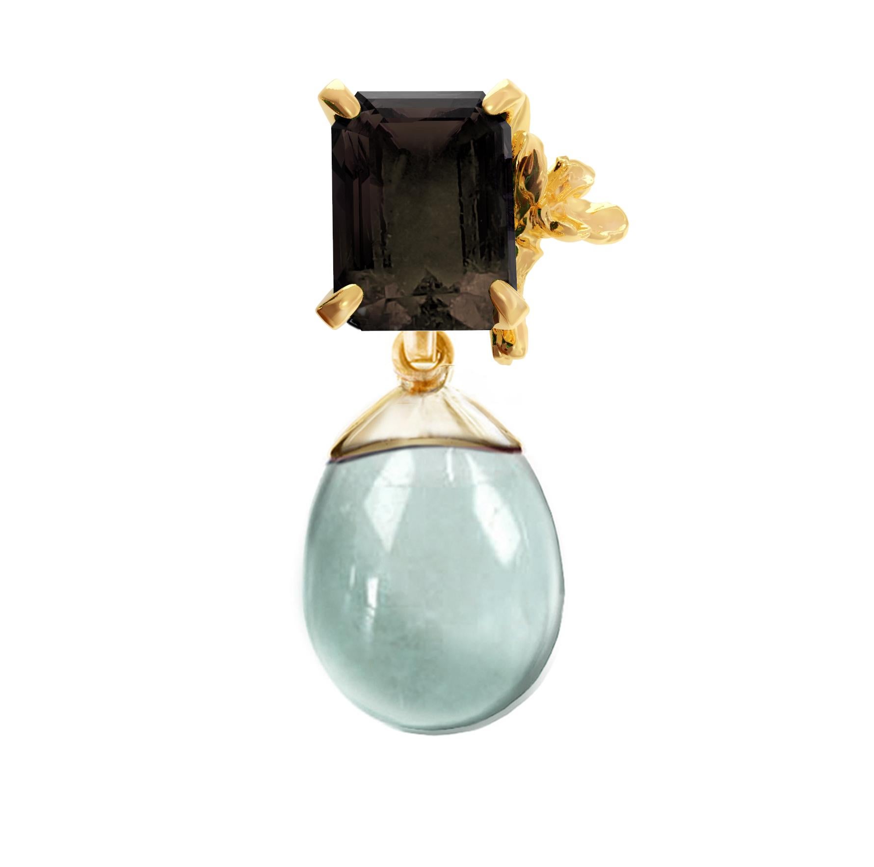 Collana con ciondolo di quarzo fumé a forma di fiore in oro giallo a diciotto carati in vendita 3