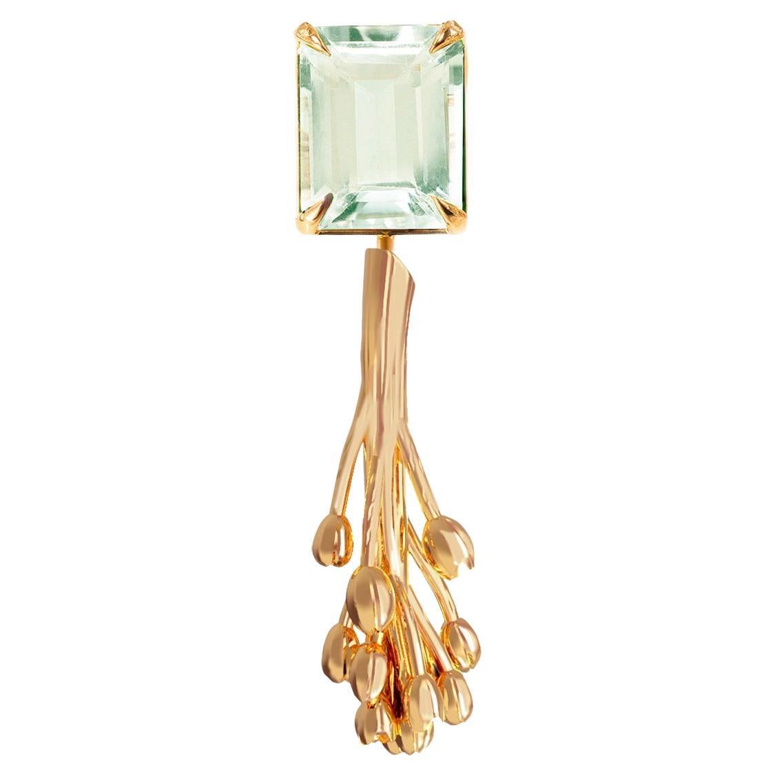 Eighteen Karat Yellow Gold Contemporary Pendant Necklace with Quartz For Sale