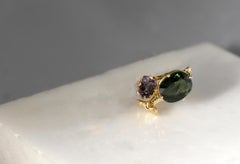 Achtzehn Karat Gelbgold Contemporary Anhänger Halskette mit Saphir