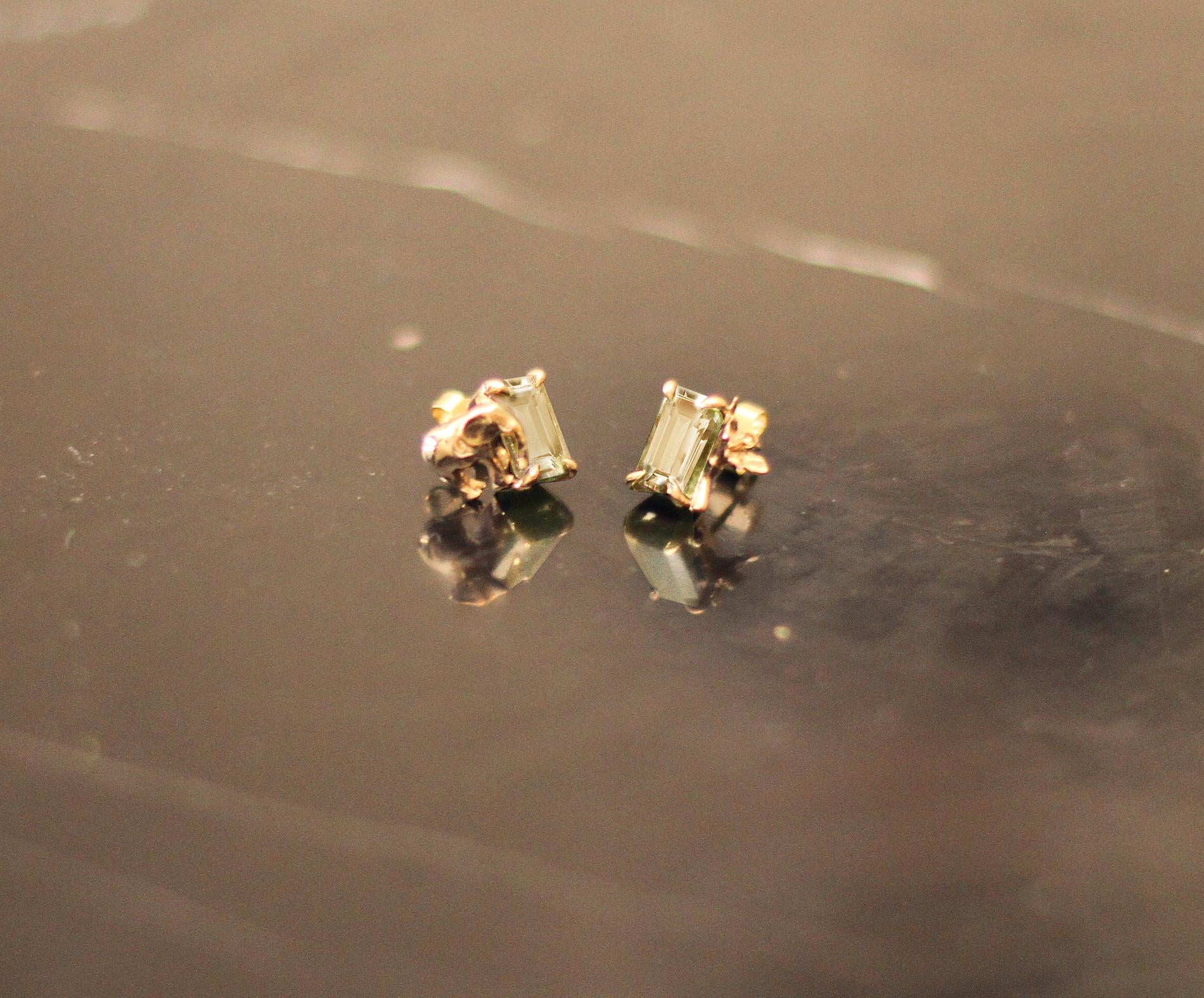 Pendientes Contemporáneos de Oro Amarillo de Dieciocho Kilates con Cuarzos Citrinos en venta 4