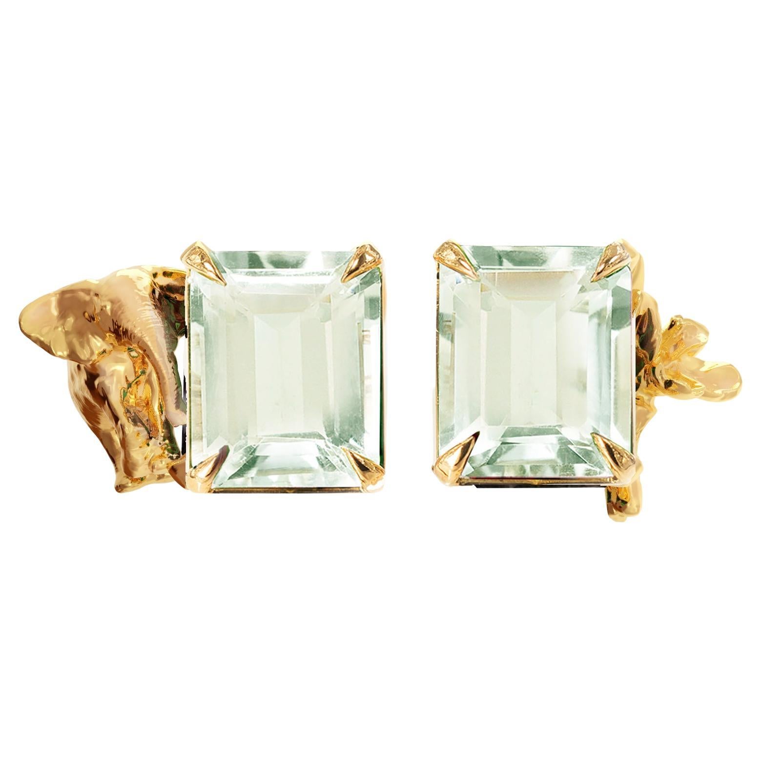 Eighteen Karat Yellow Gold Contemporary Stud Earrings with Green Quartzes For Sale