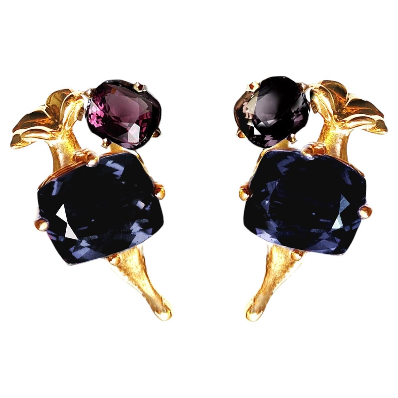 Eighteen Karat Yellow Gold Contemporary Stud Earrings with Sapphires