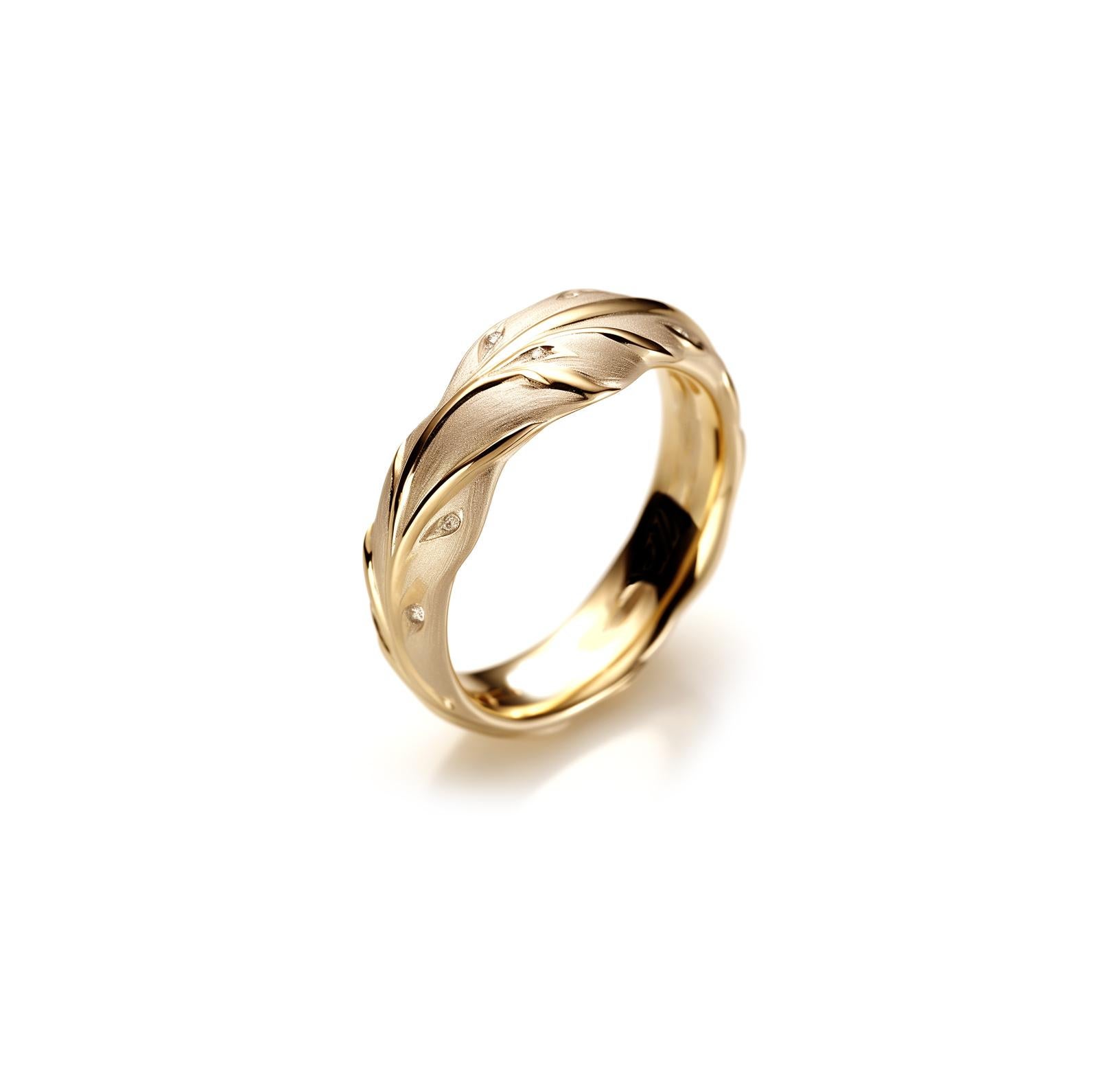 Round Cut Eighteen Karat Yellow Gold Contemporary Swan Wedding Ring with Diamonds For Sale