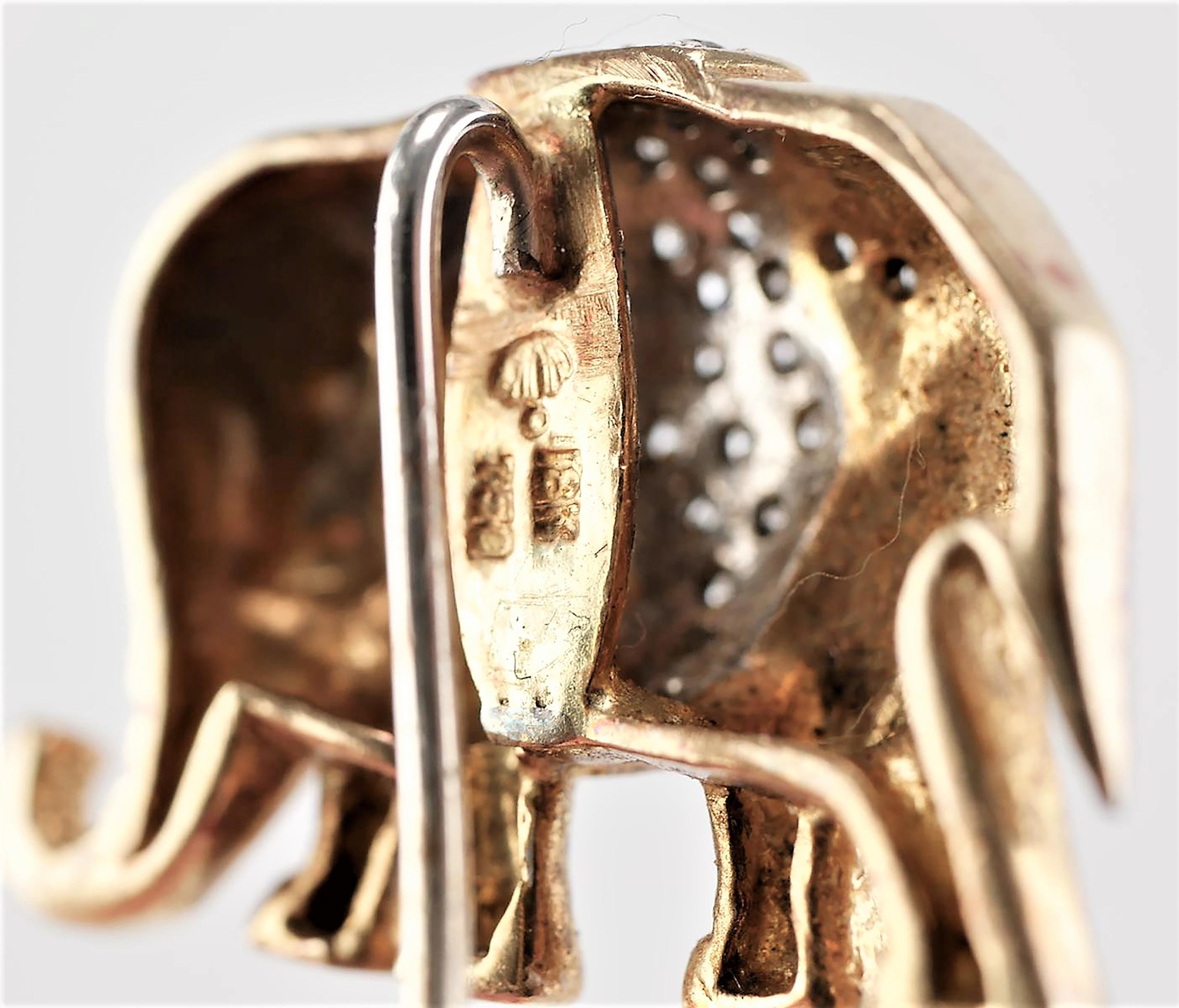 Round Cut Eighteen Karat Yellow Gold Diamond Elephant Stick Pin Brooch