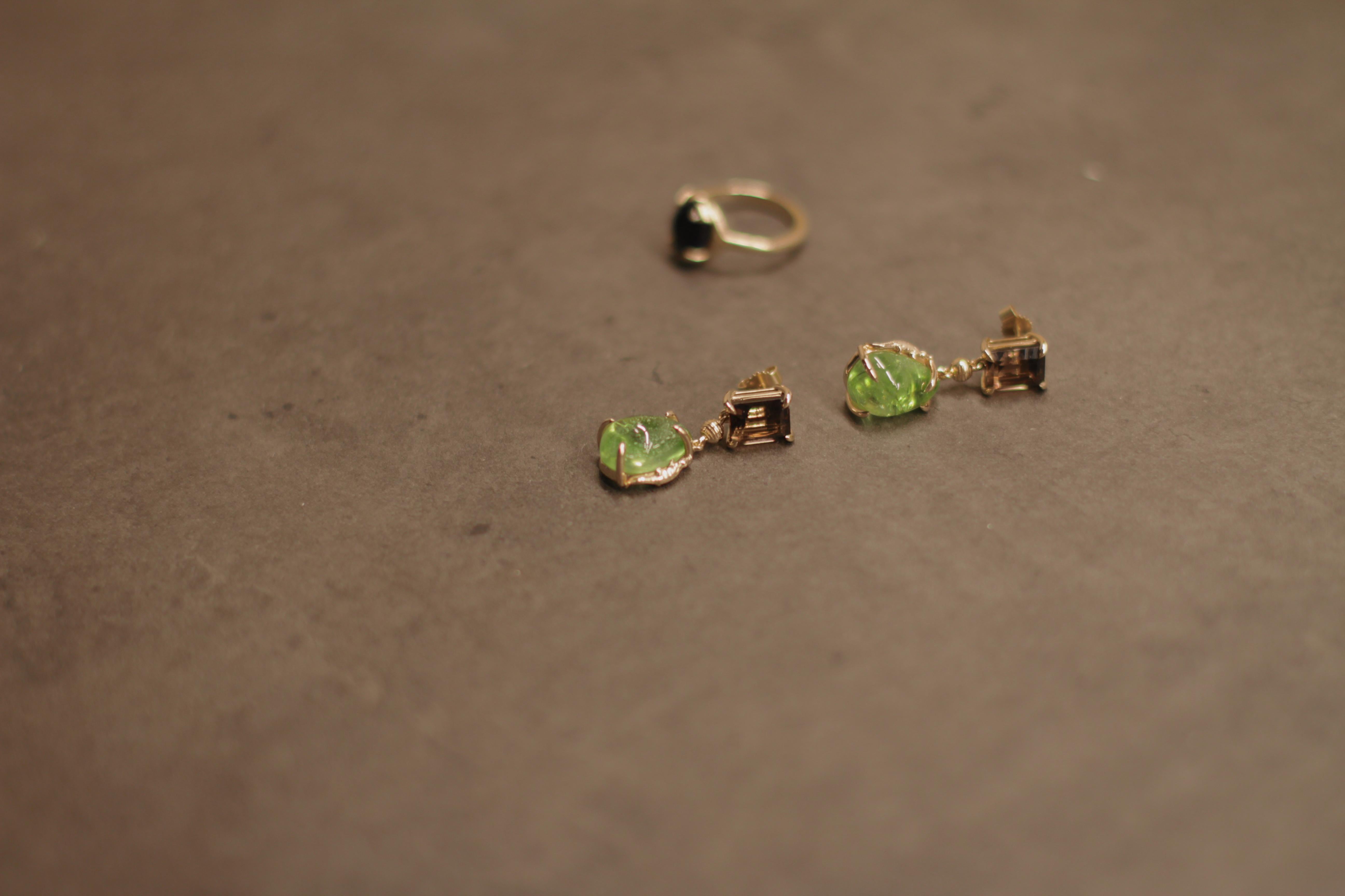 Eighteen Karat Yellow Gold Drop Brooch with Prasiolite and Beryl For Sale 1