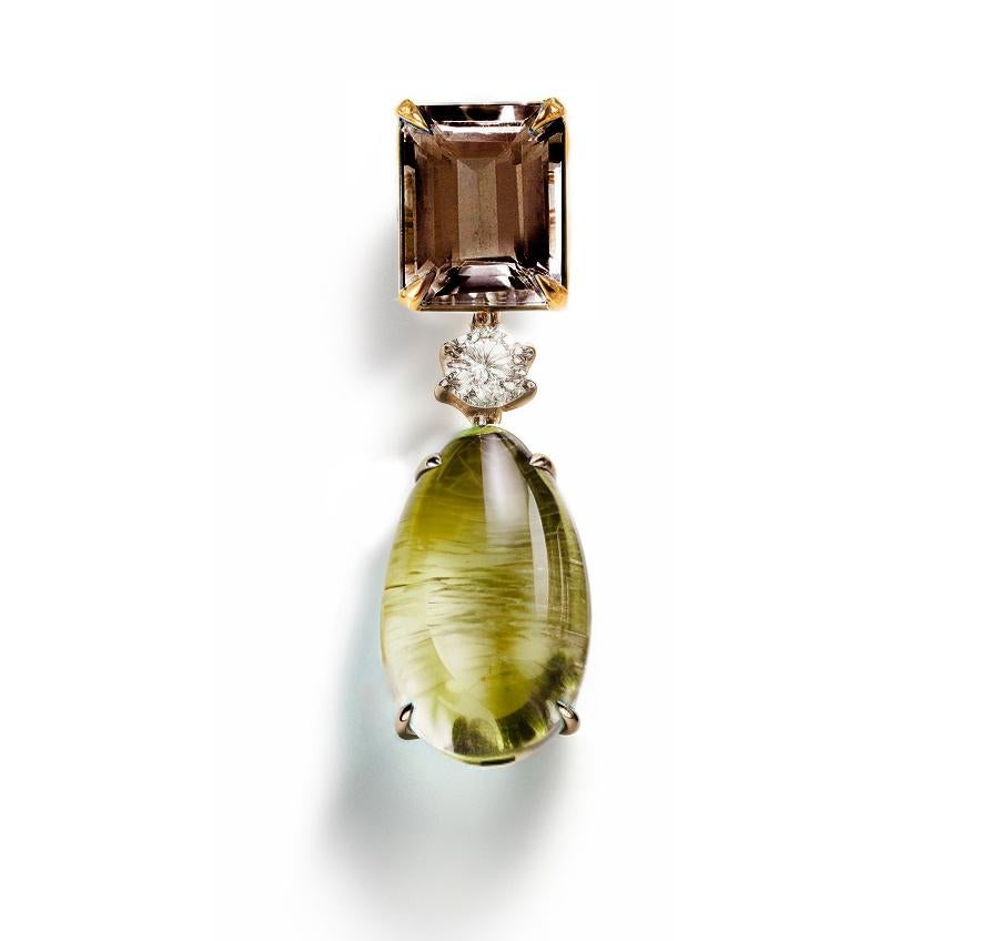 Cabochon Eighteen Karat Yellow Gold Drop Pendant Necklace with Sapphire and Smoky Quartz For Sale