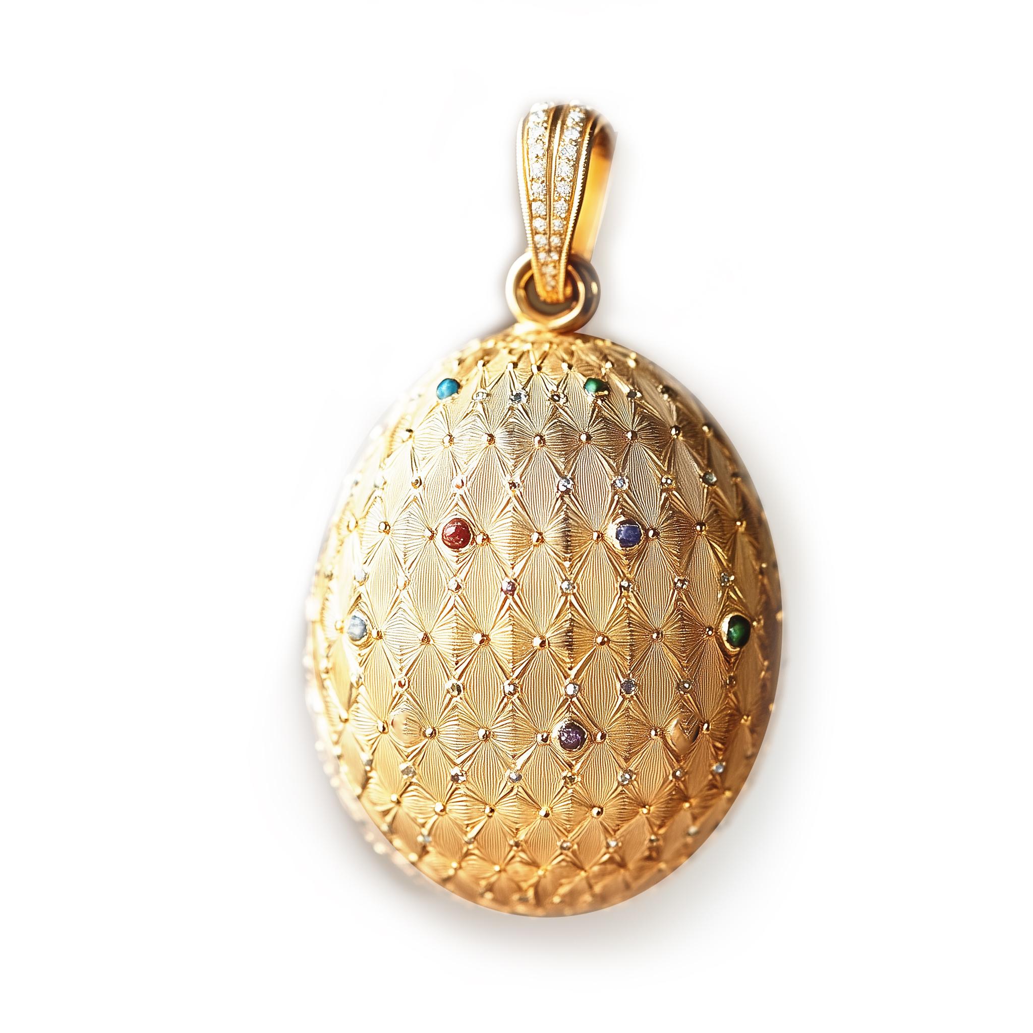 Achtzehn Karat Gelbgold Oster-Anhänger mit Saphiren und Diamanten Damen im Angebot