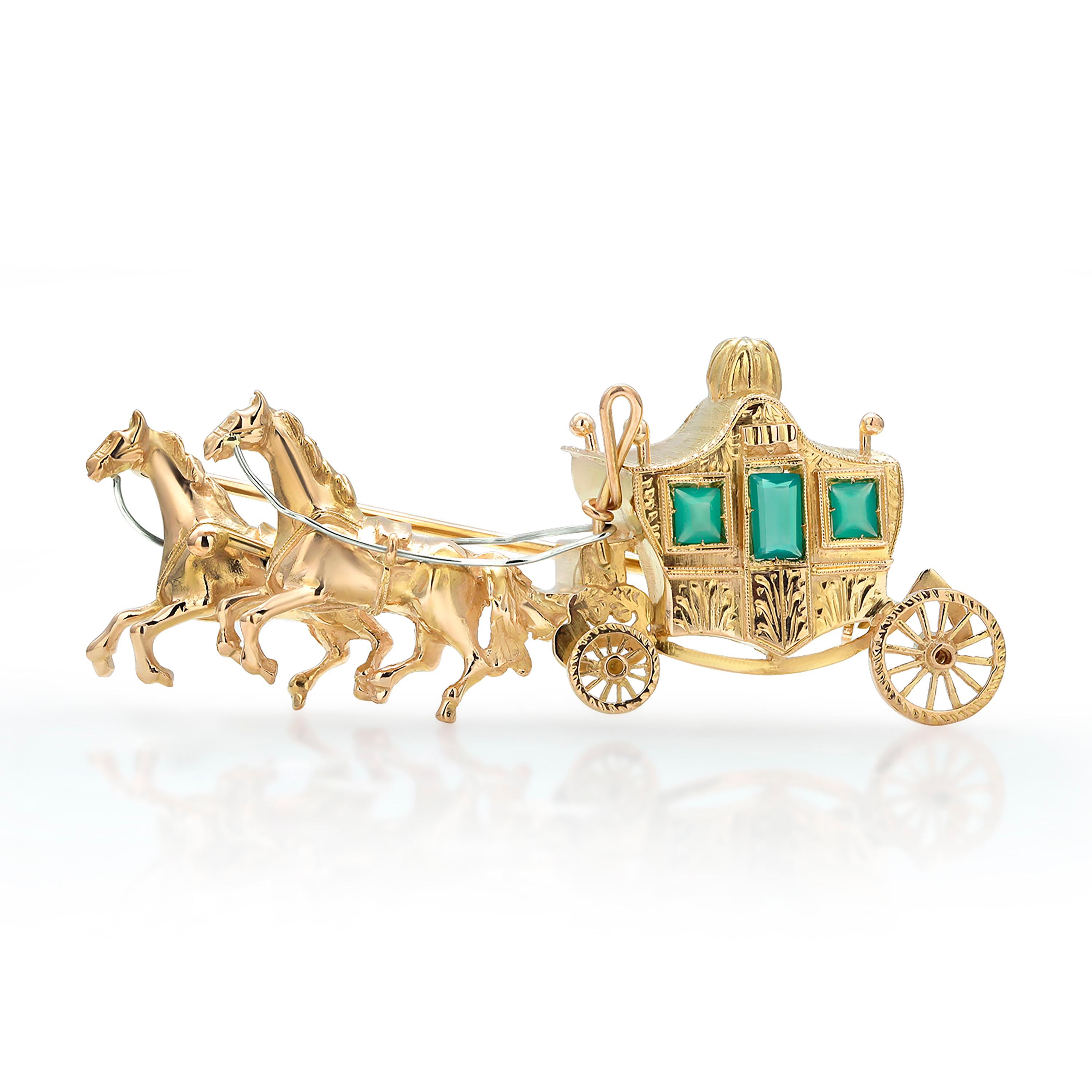 Eighteen Karat Yellow Gold Horse Drawn Carriage Brooch Three Green faceted Gems In Good Condition In New York, NY