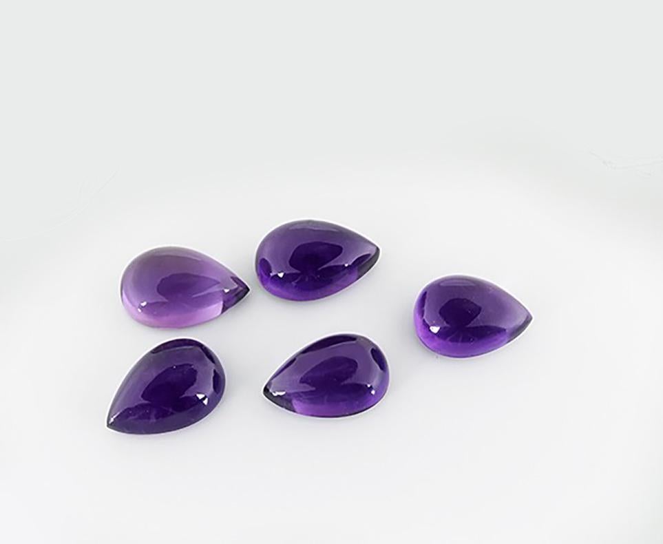 Cabochon Eighteen Karat Yellow Gold Pendant Necklace with Amethyst and Rose Quartz For Sale