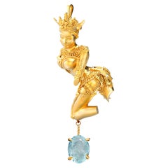 Eighteen Karat Yellow Gold Sculptural Pendant Necklace with Paraiba Tourmaline 