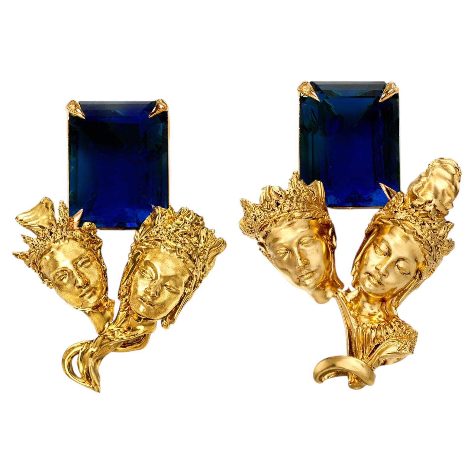 Eighteen Karat Yellow Gold Stud Contemporary Earrings with Sapphires For Sale