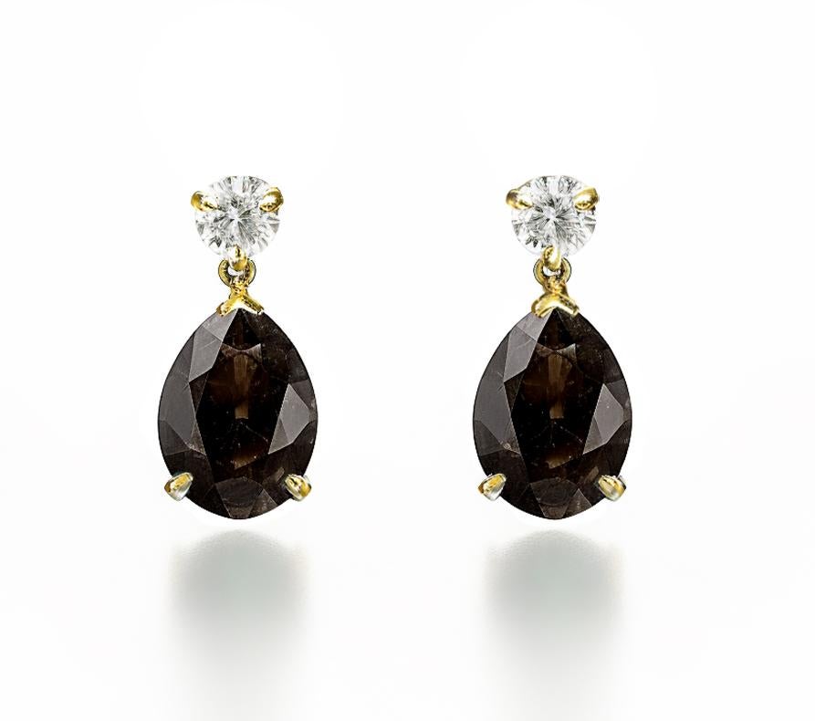 Eighteen Karat Yellow Gold Stud Drop Earrings with Smoky Quartzes and Diamonds For Sale 4